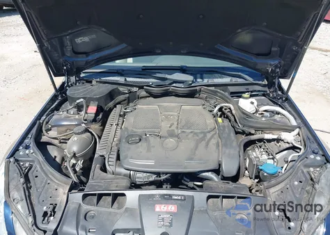 2012 Mercedes-Benz E 350 z USA, uszkodzony, nr VIN WDDKK5KF1CF162261